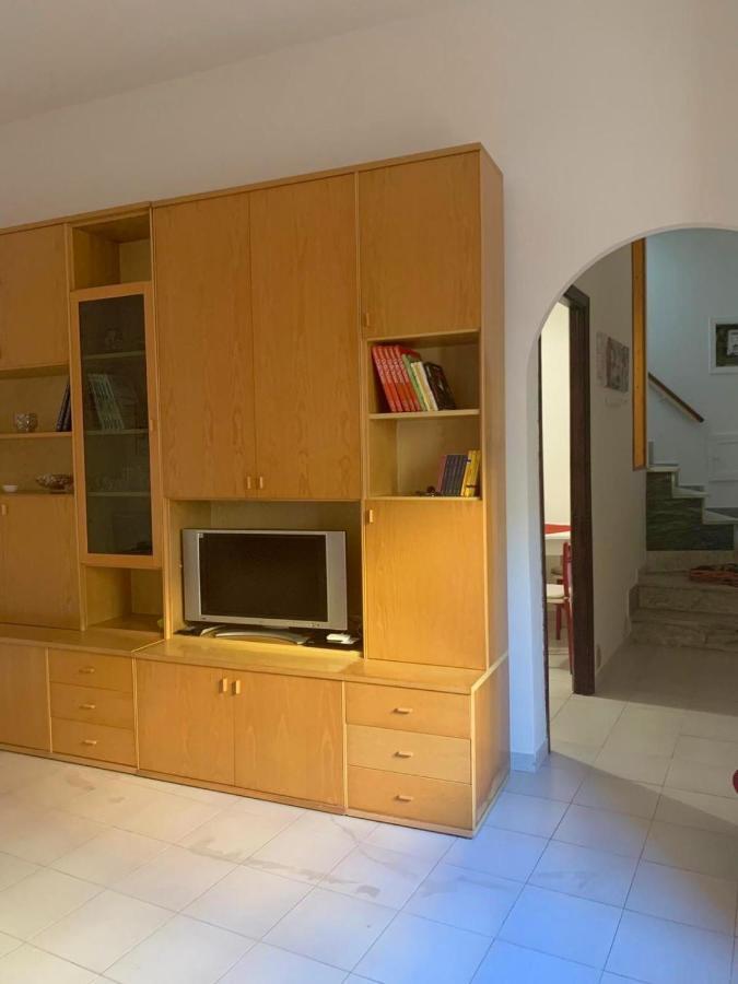 Laura's House *